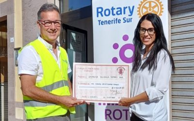 Los trabajadores del colegio Luther King donan 1.124€ a la Despensa Solidaria de Rotary Club Tenerife Sur