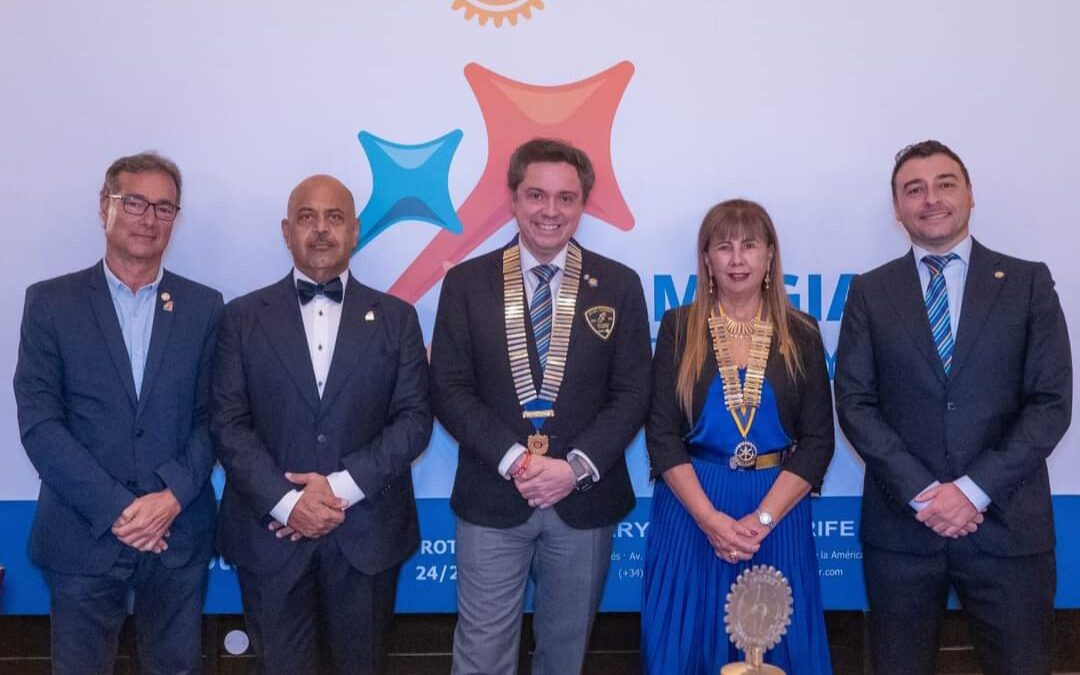 VISITA OFICIAL AL CLUB DEL GOBERNADOR Rotary Distrito 2201