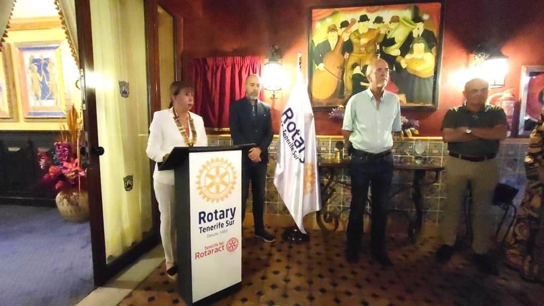 La sala de reuniones del Rotary Club Tenerife Sur de llamará «Sala Wolfgang Pollinger»