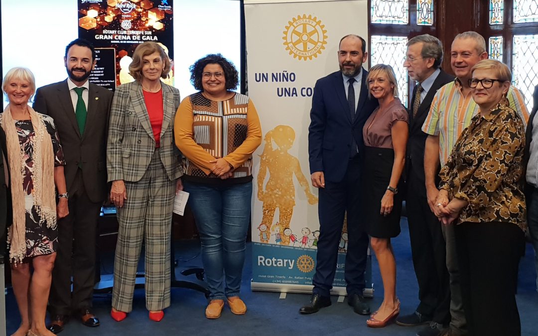 El Cabido de Tenerife apoya la gala del Rotary Club para ayudar a los escolares con escasos recursos