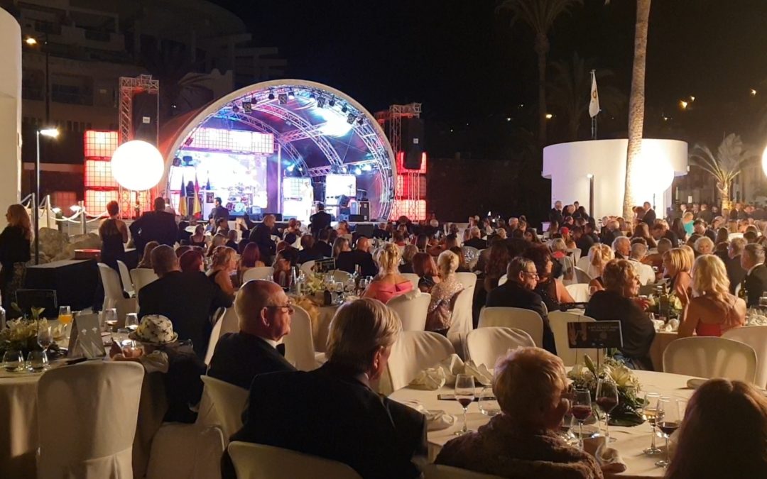 Gran éxito de la Cena Solidaria del Rotary Club Tenerife Sur