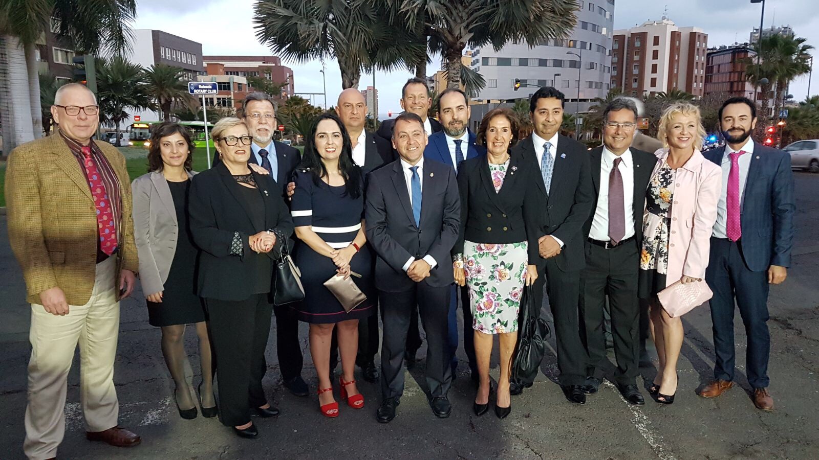 Santa Cruz de Tenerife bautiza una de sus principales rotondas con el nombre “Rotary Club”