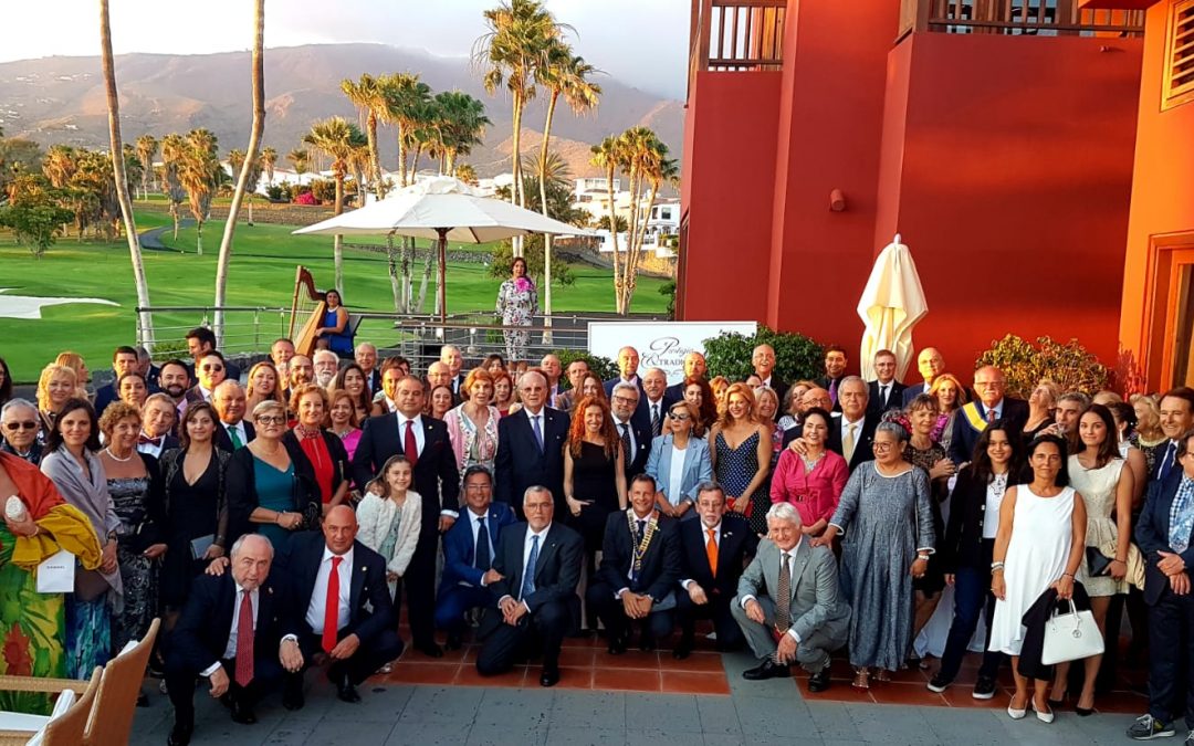Ceremonia de Cesión del Collar Presidencial del Rotary Club Tenerife Sur