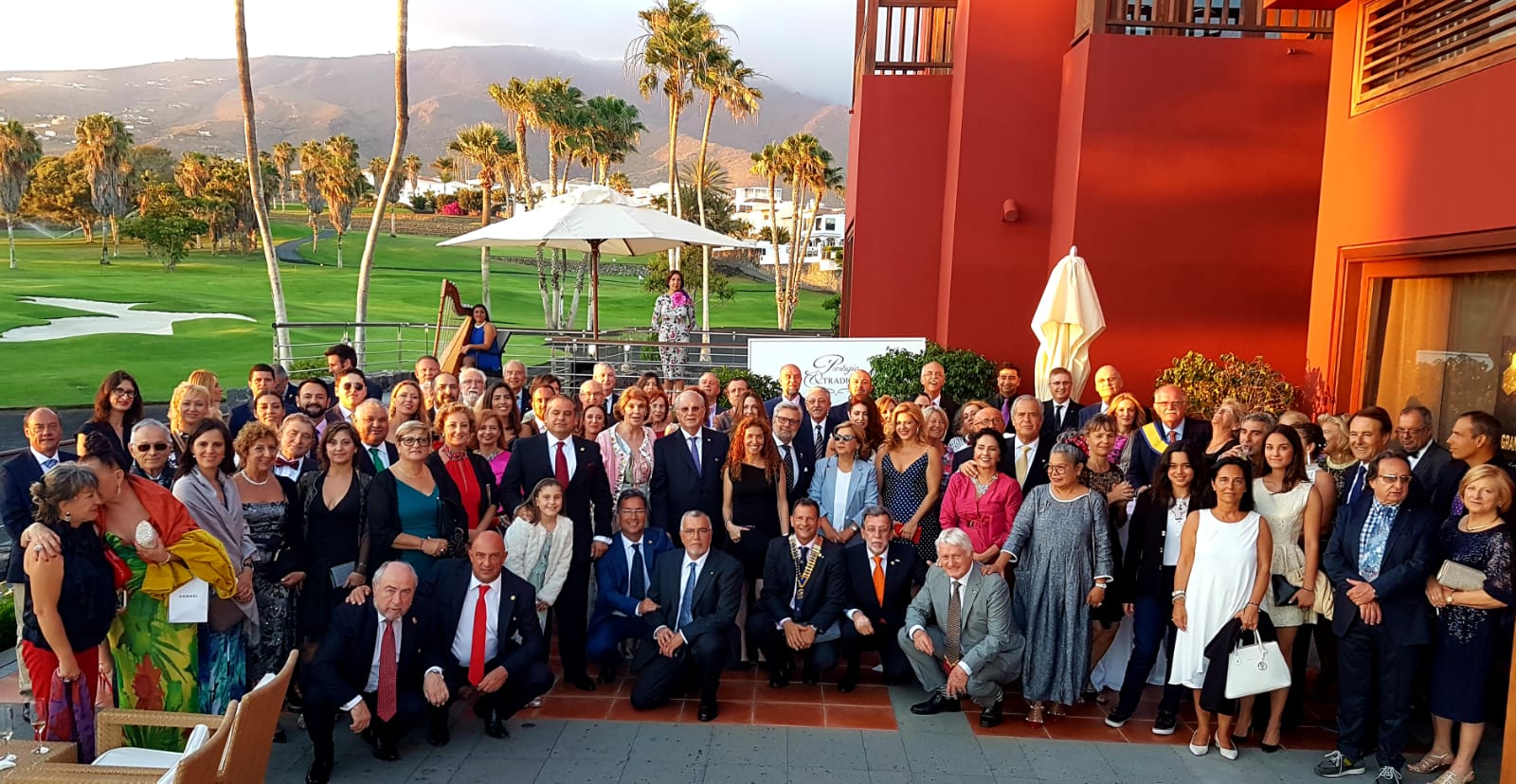 Ceremonia de Cesión del Collar Presidencial del Rotary Club Tenerife Sur