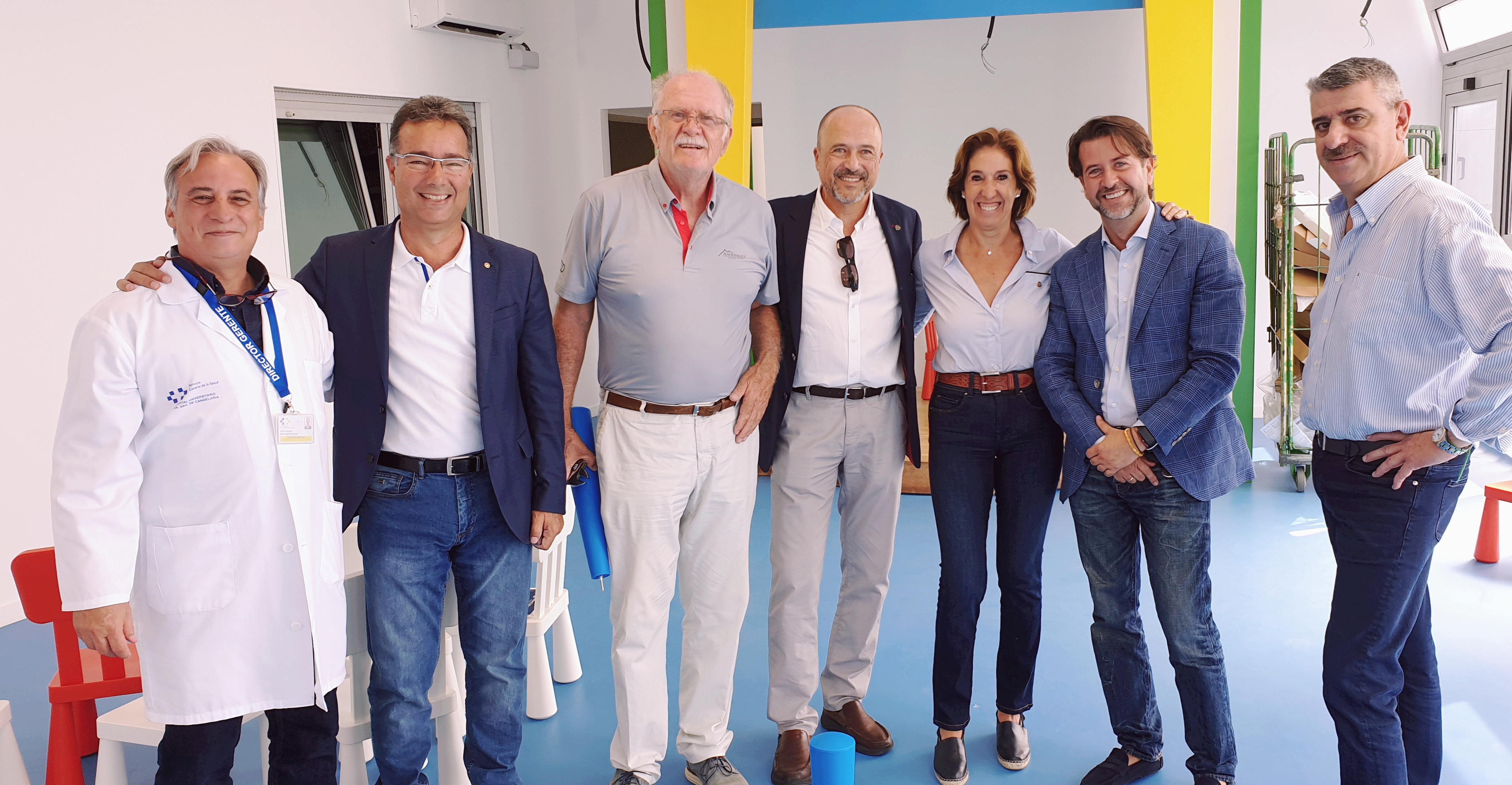 Los Rotarios de Tenerife visitan con el presidente del Cabildo las obras de «La Escuelita» en el Hospital de La Candelaria
