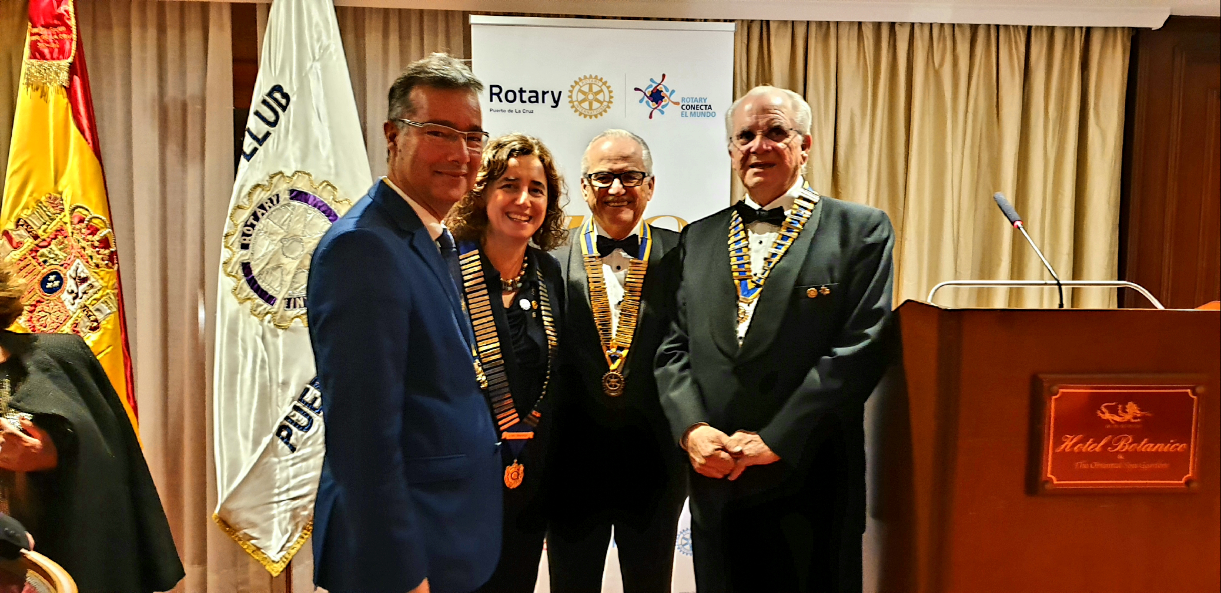 Rotary Club Tenerife Sur acompaña en su 40° Aniversario al Club del Puerto de la Cruz
