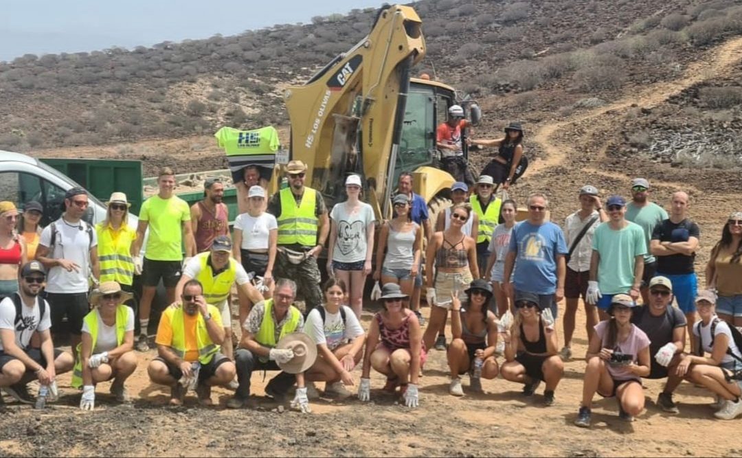 Clean Up del espacio natural de Montaña Amarilla en Tenerife Sur