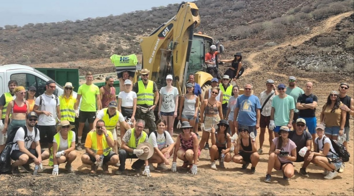 Clean Up del espacio natural de Montaña Amarilla en Tenerife Sur