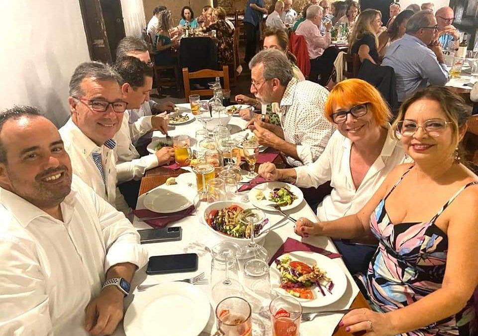 Acudimos a la Cena de Amistad organizada por Rotary Club Santa Cruz
