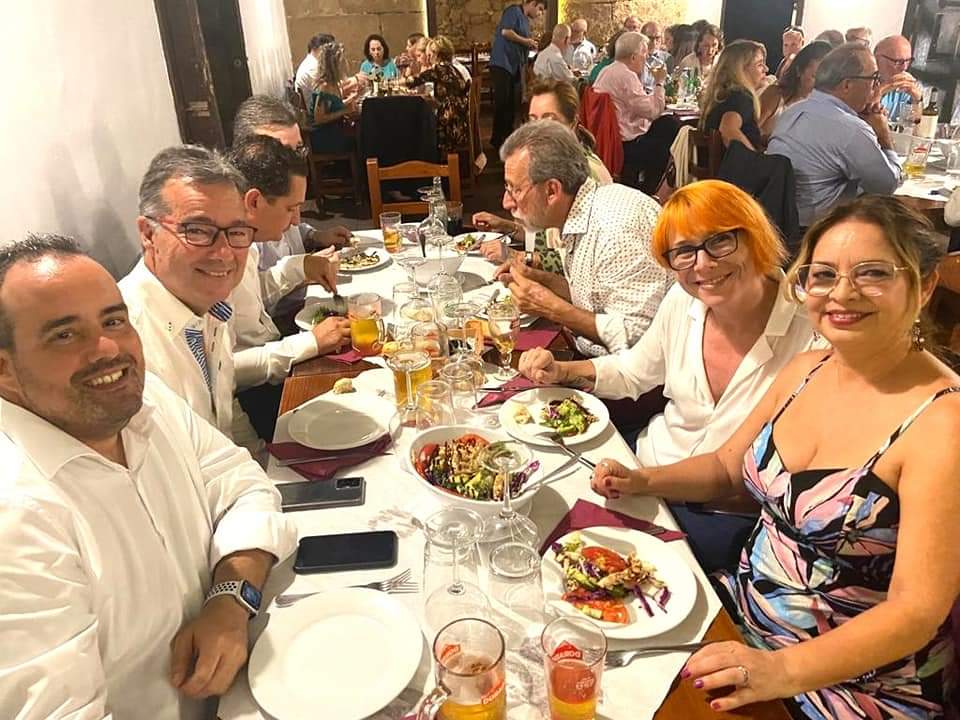 Acudimos a la Cena de Amistad organizada por Rotary Club Santa Cruz