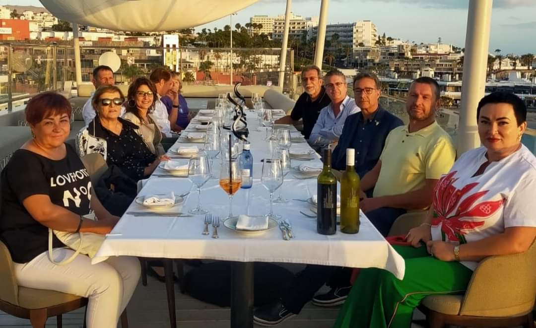 Reunión del club en el Restaurante El Faro de Costa Adeje