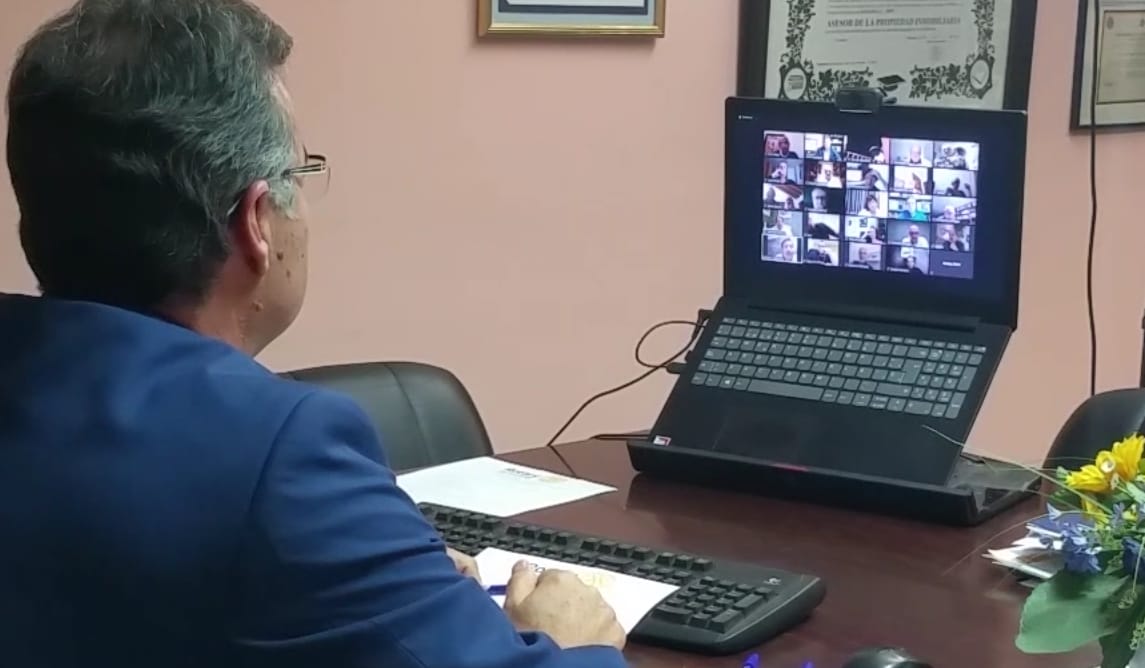Los rotarios del Sur de Tenerife mantienen su primera video reunión semanal del club